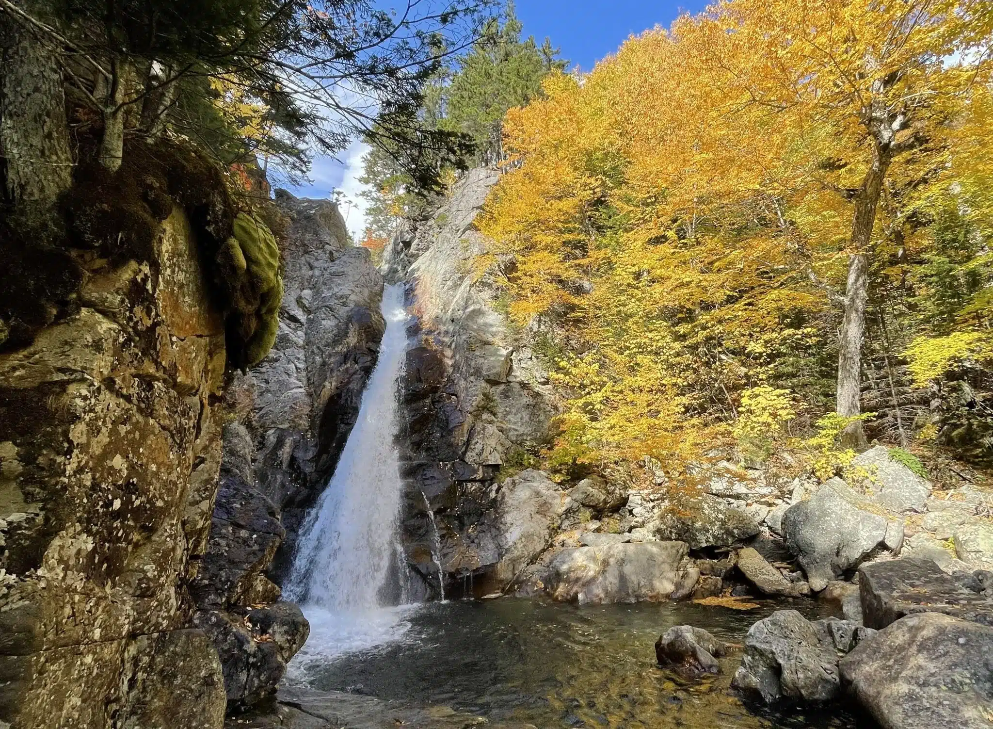 Fall Way Tips for Visiting Glen Ellis Falls, NH - New Hampshire Way
